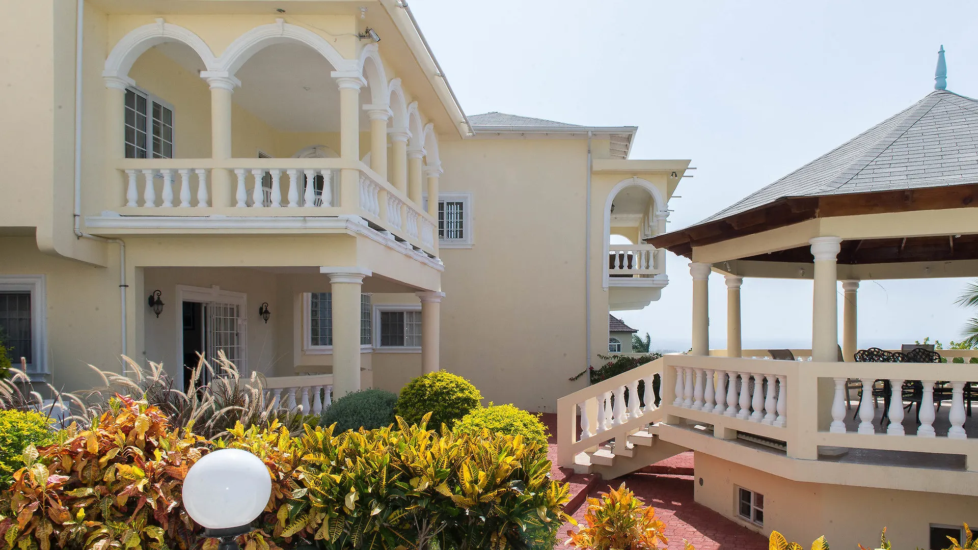The Royal Kensington Villa Montego Bay 3*,  Jamajka